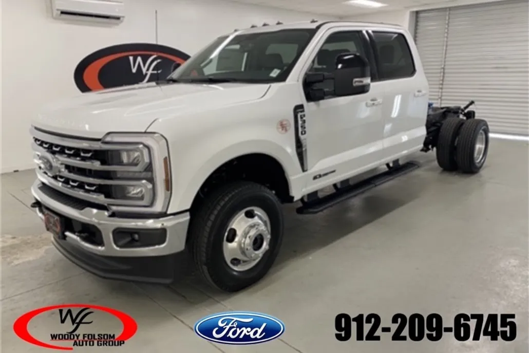 2025 Ford F-350 photo 1