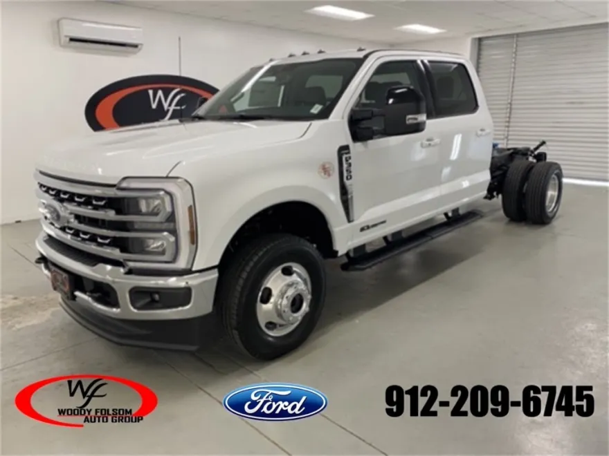 2025 Ford F-350 photo 1