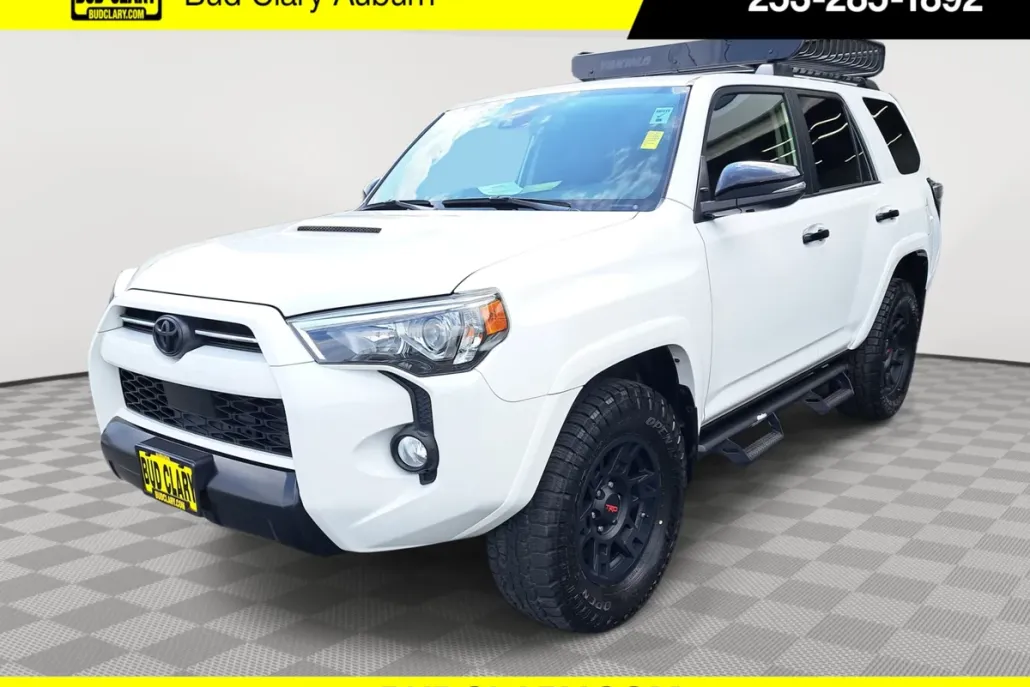2020 Toyota 4Runner SR5 photo 1
