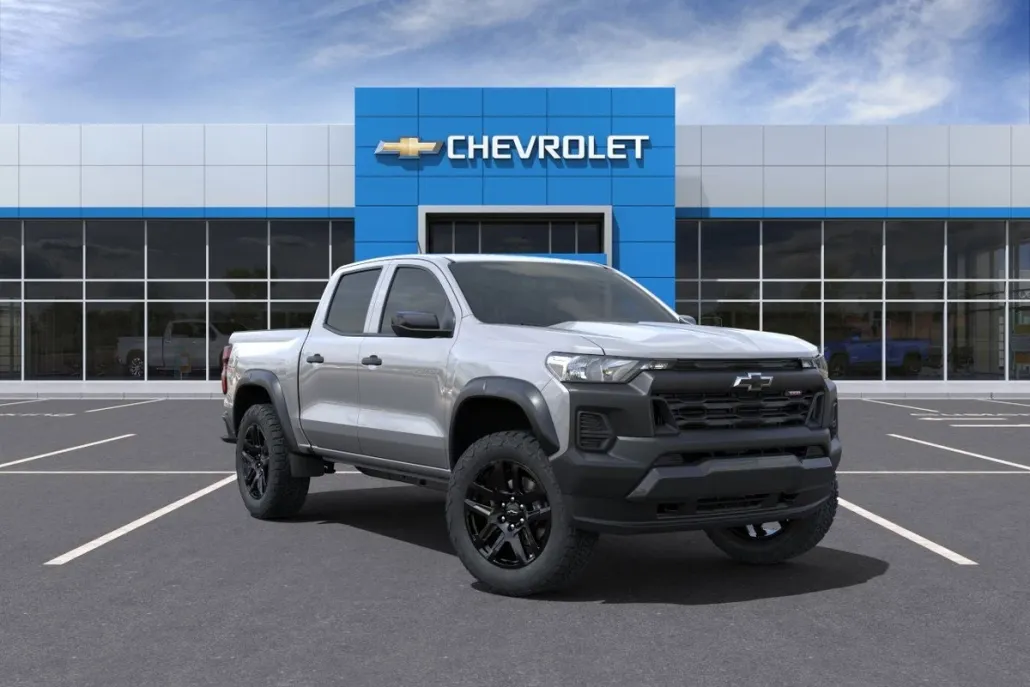 2025 Chevrolet Colorado Trail Boss photo 1
