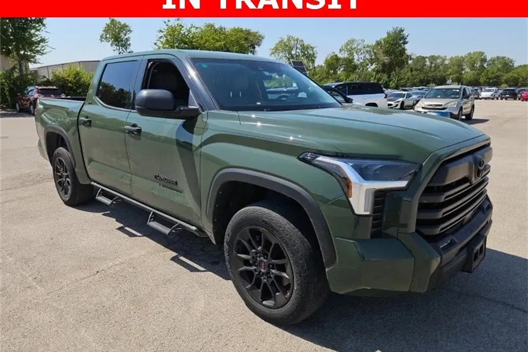 2023 Toyota Tundra SR5 photo 1