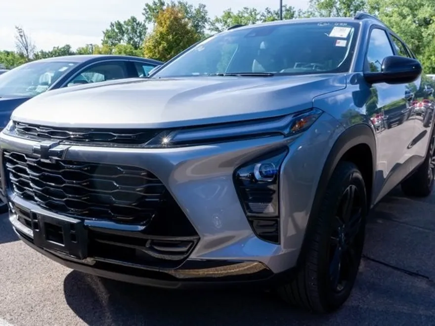 2024 Chevrolet Trax ACTIV photo 1
