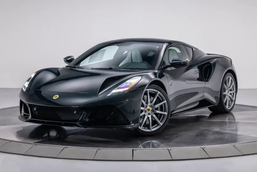 2025 Lotus Emira Base photo 1