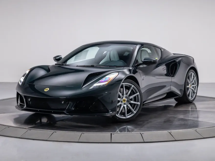2025 Lotus Emira Base photo 1