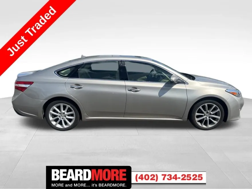2013 Toyota Avalon XLE photo 1
