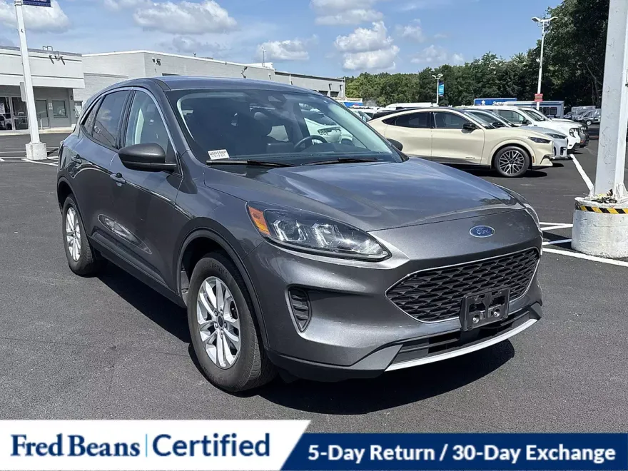2022 Ford Escape SE photo 1