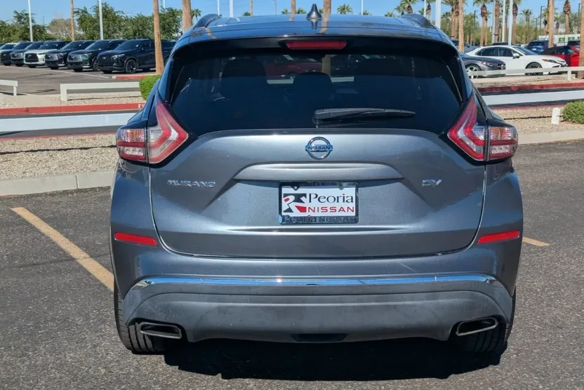 2018 Nissan Murano SV photo 1