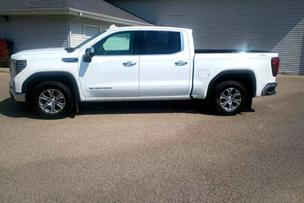 2023 Gmc Sierra 1500 SLT photo 1