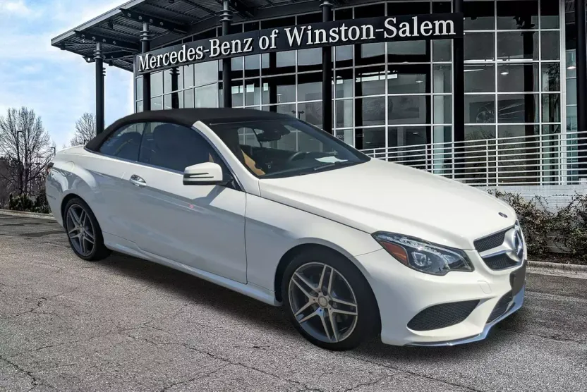 2016 Mercedes Benz E 400 photo 1