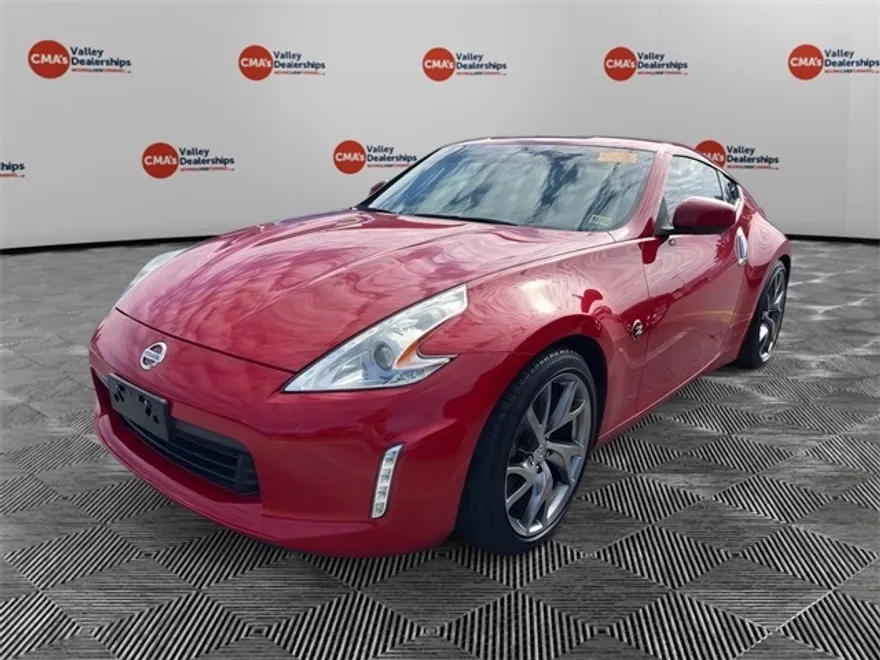 2014 Nissan 370Z Touring photo 1