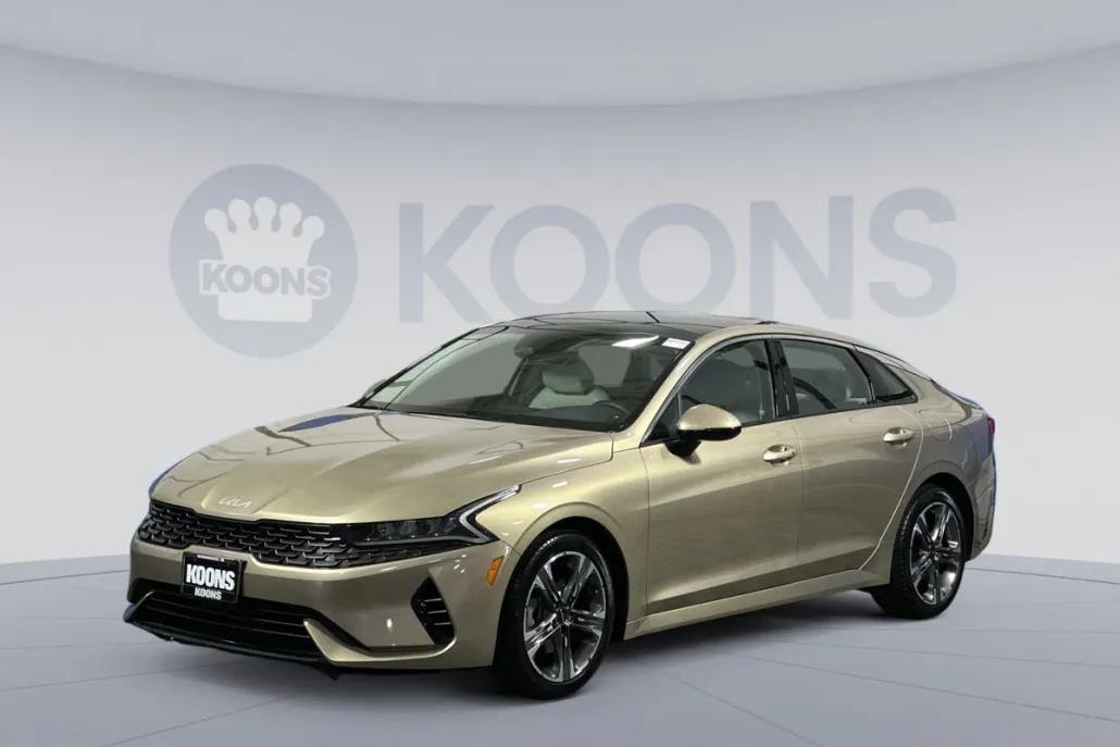 2022 Kia K5 EX photo 1