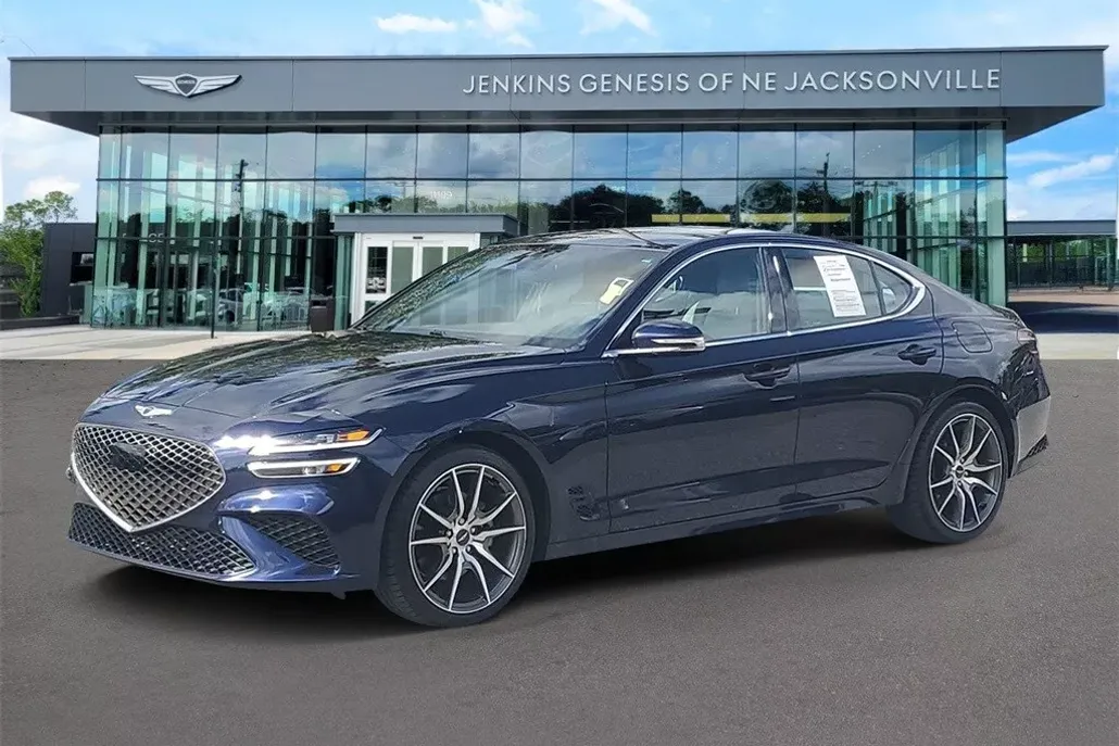 2023 Genesis G70 2.0T photo 1