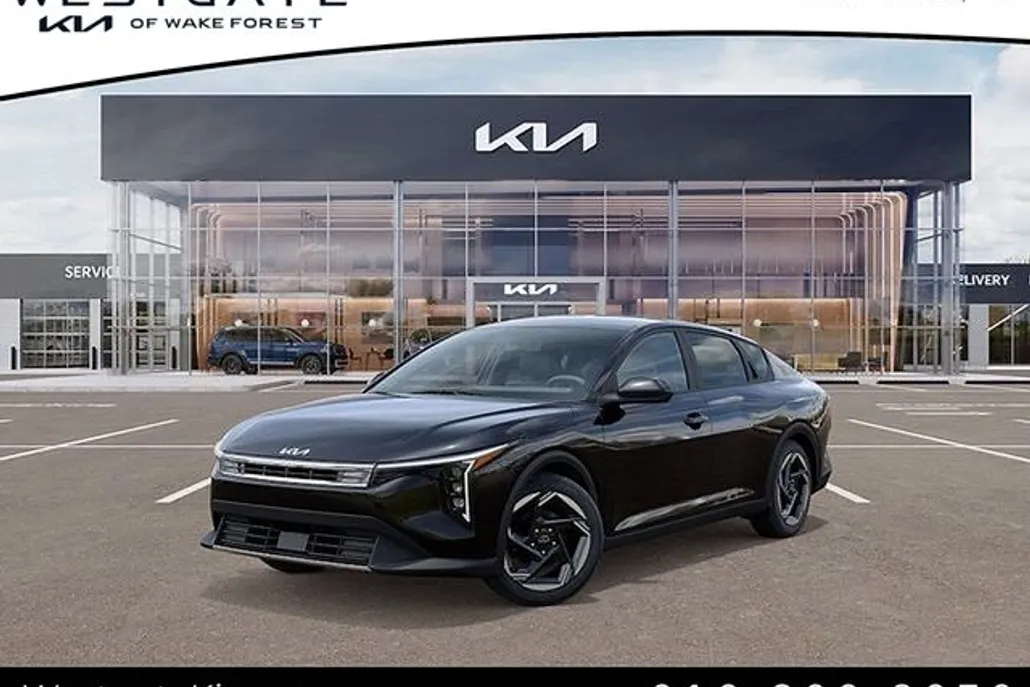 2025 Kia K4 EX photo 1