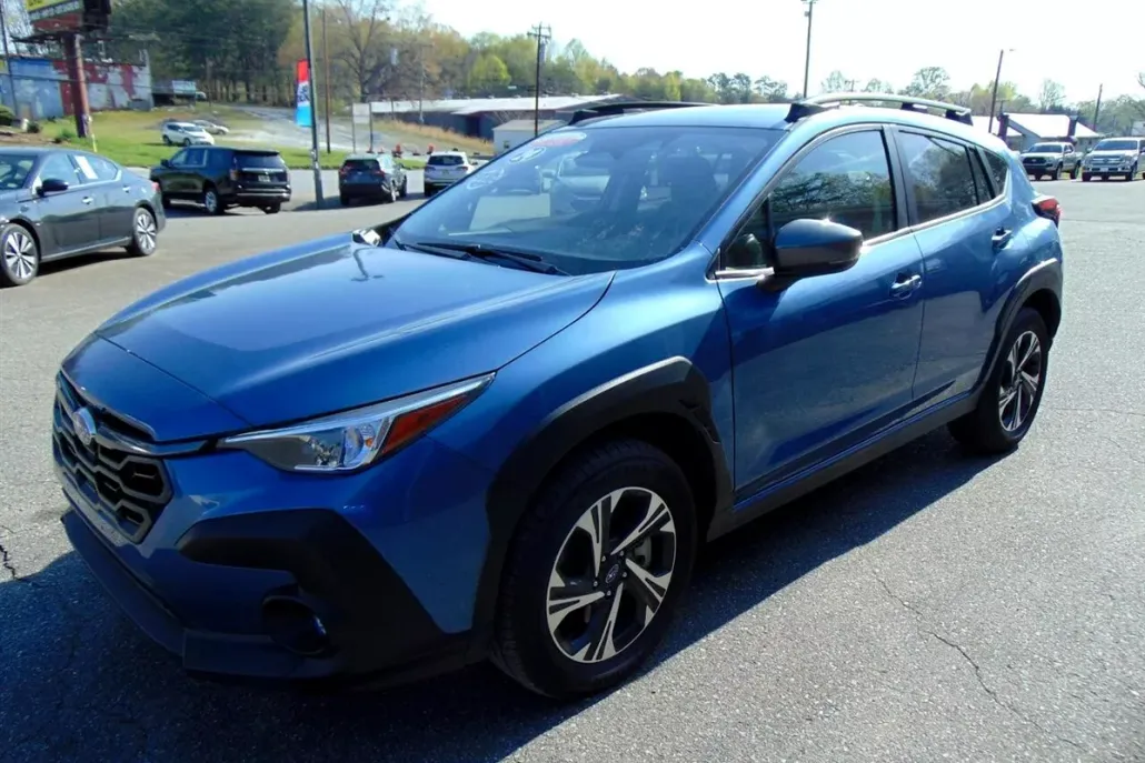 2024 Subaru Crosstrek Premium photo 1