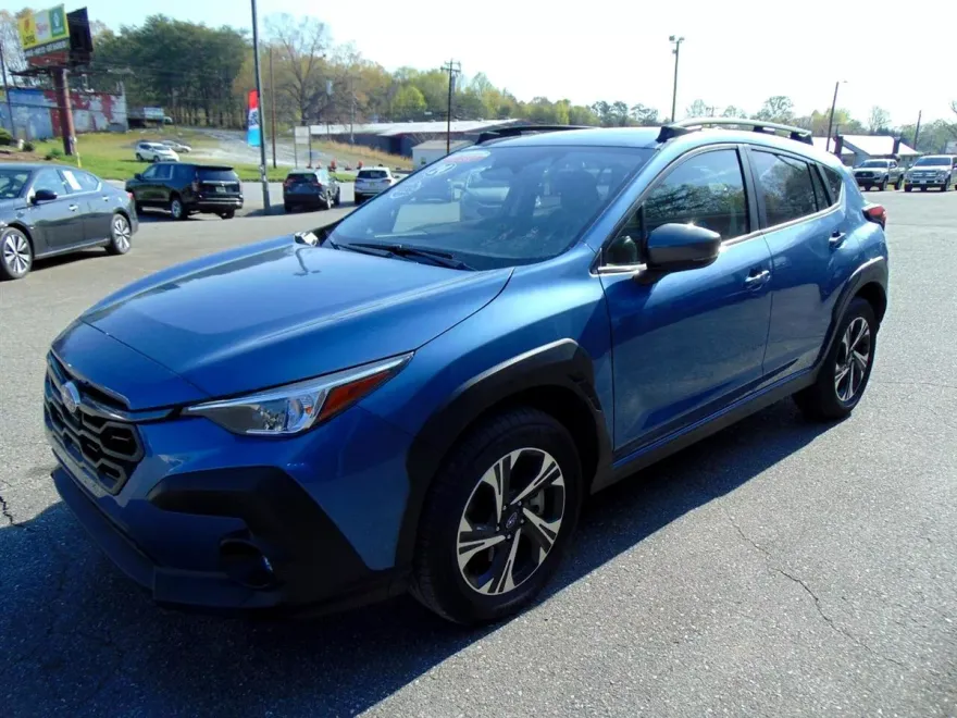 2024 Subaru Crosstrek Premium photo 1