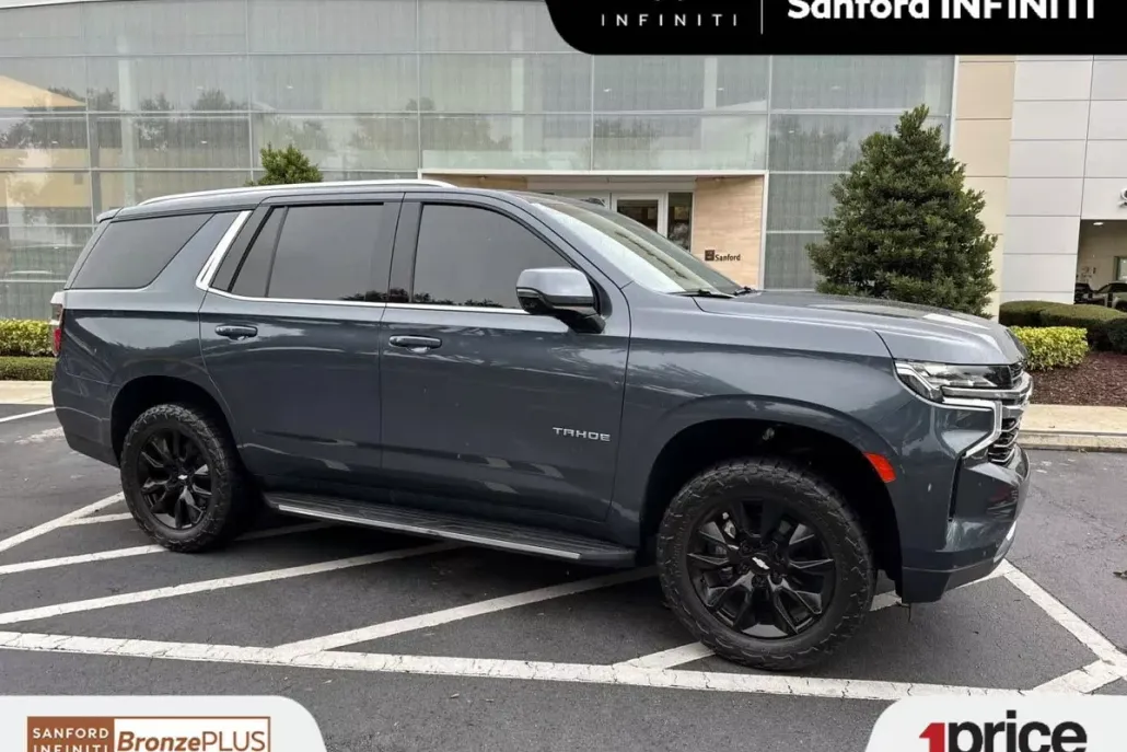 2021 Chevrolet Tahoe LT photo 1