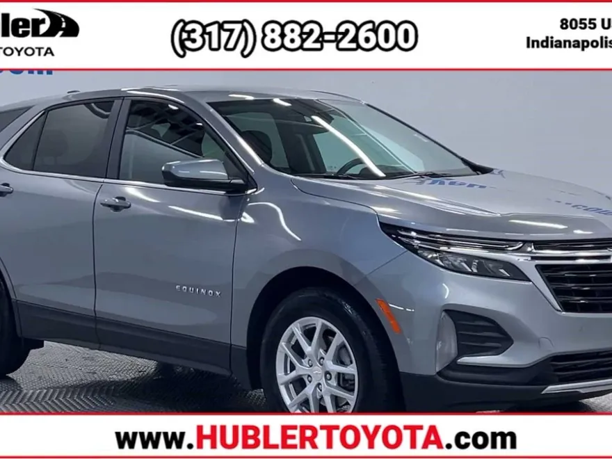 2024 Chevrolet Equinox LT photo 1