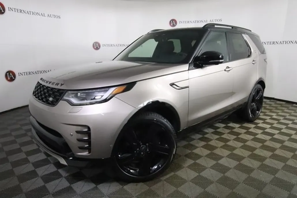 2024 Land Rover Discovery SE photo 1