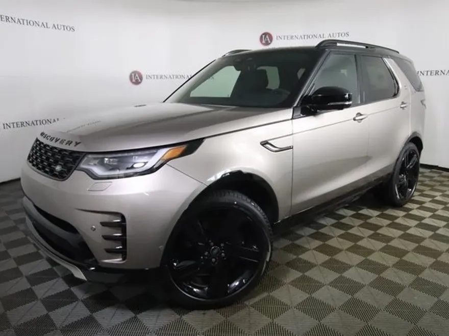2024 Land Rover Discovery SE photo 1
