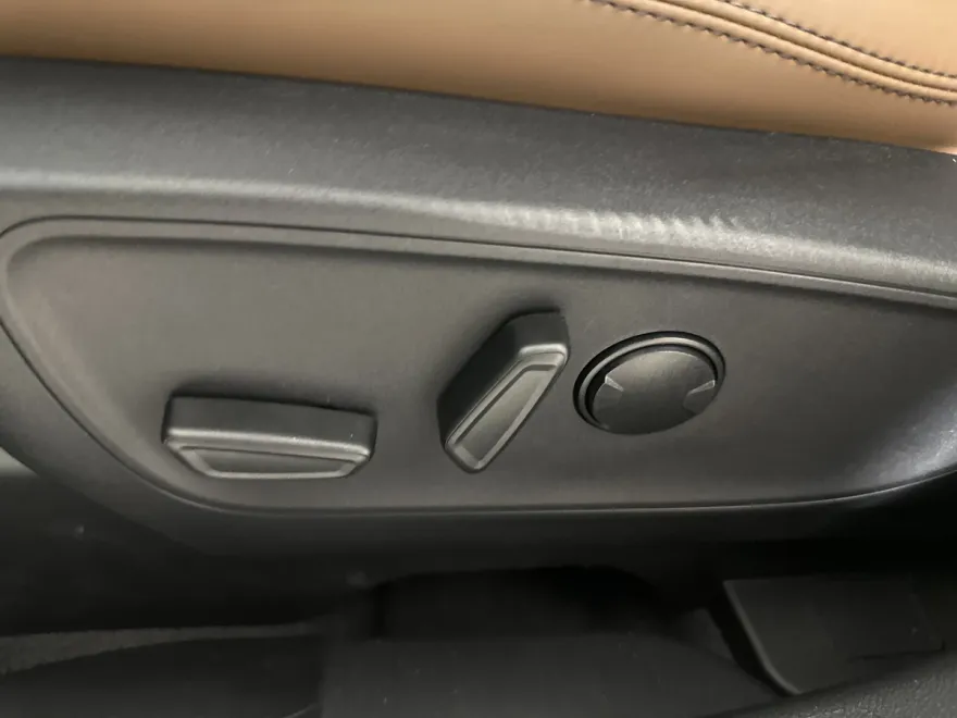 2025 Ford Bronco Sport Outer Banks photo 1