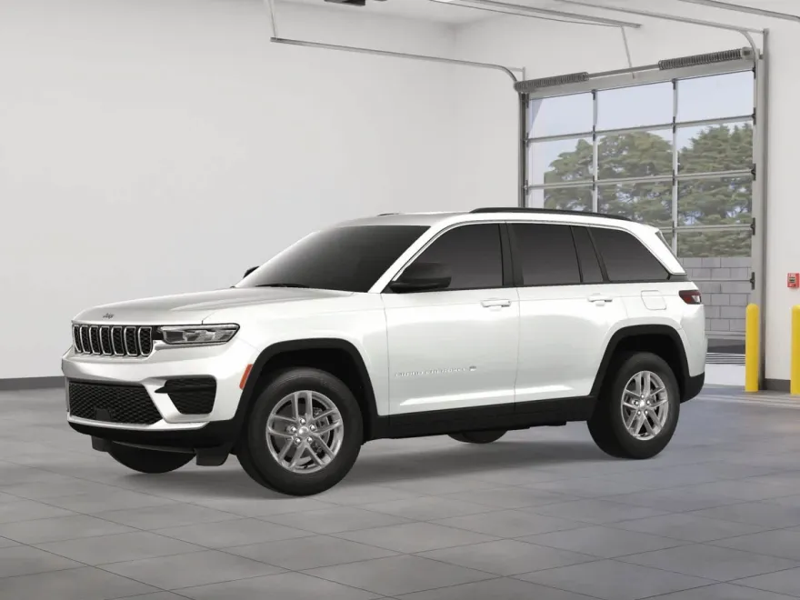 2025 Jeep Grand Cherokee Laredo X photo 1