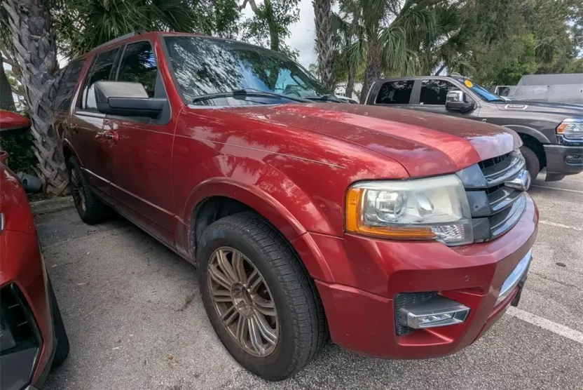 2017 Ford Expedition Limited photo 1