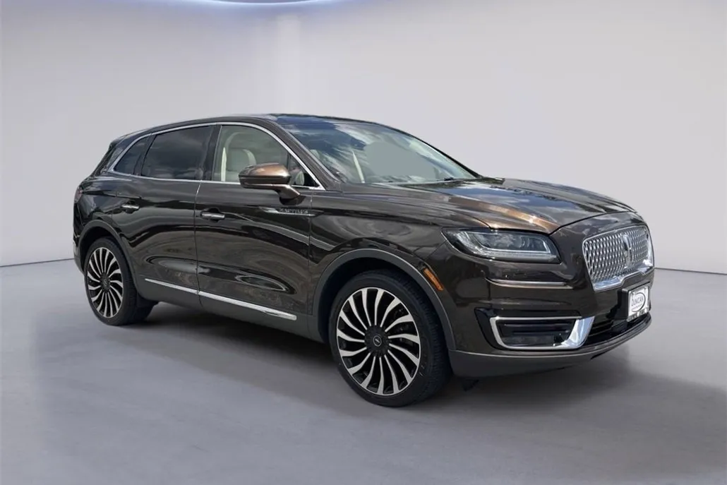 2019 Lincoln Nautilus Black Label photo 1