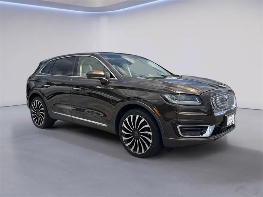 2019 Lincoln Nautilus Black Label photo 1