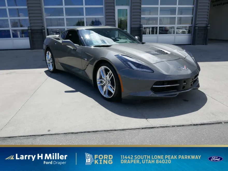 2016 Chevrolet Corvette 2LT photo 1