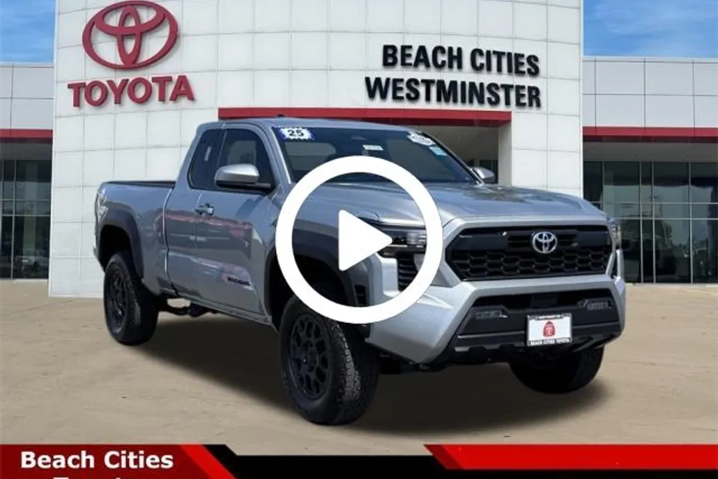 2025 Toyota Tacoma PreRunner photo 1