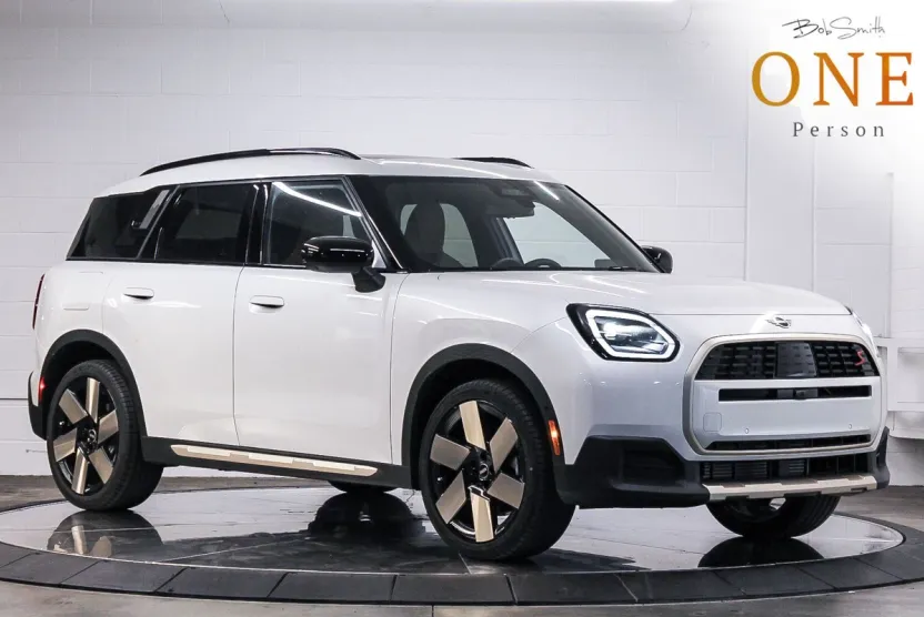 2025 Mini Countryman S ALL4 photo 1