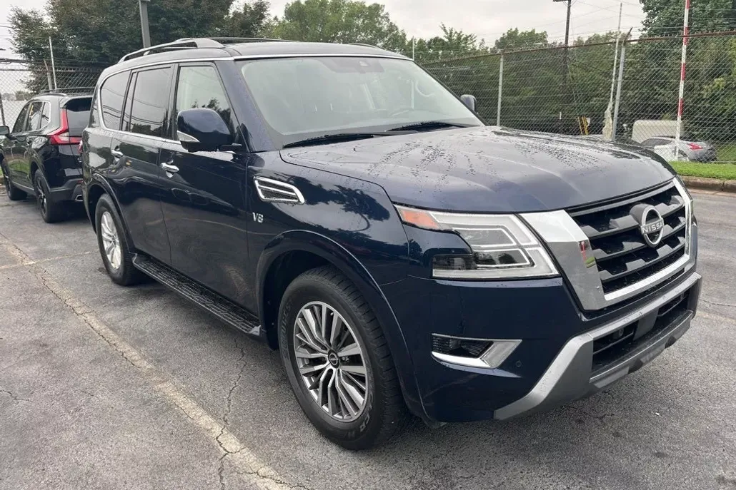 2021 Nissan Armada SL photo 1