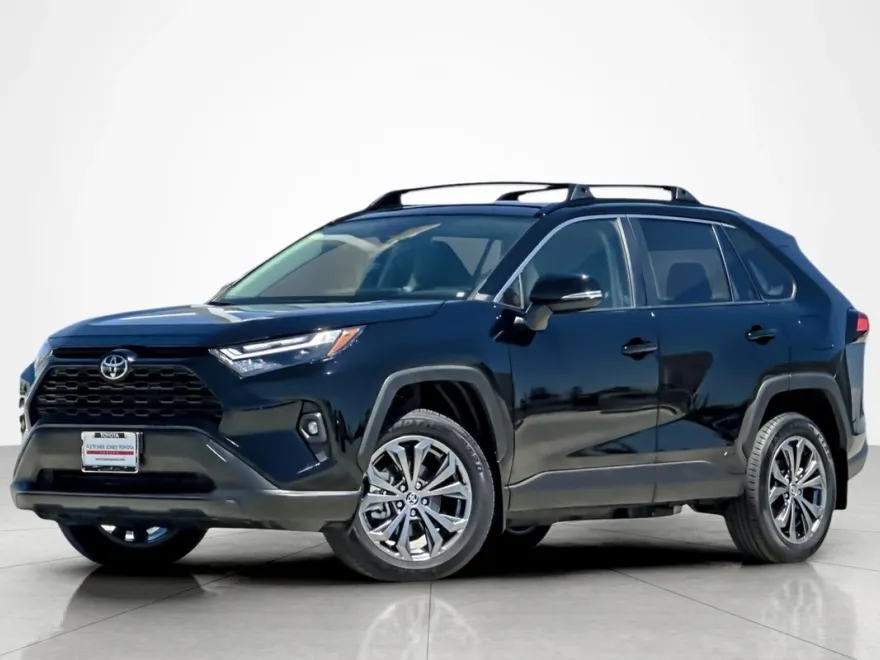 2025 Toyota RAV4 Hybrid XLE Premium photo 1
