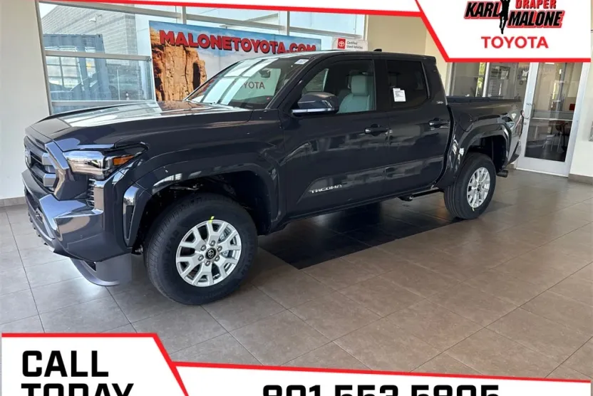 2025 Toyota Tacoma SR5 photo 1