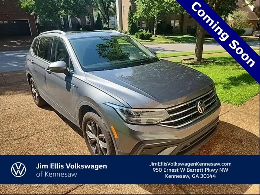 2022 Volkswagen Tiguan SE photo 1
