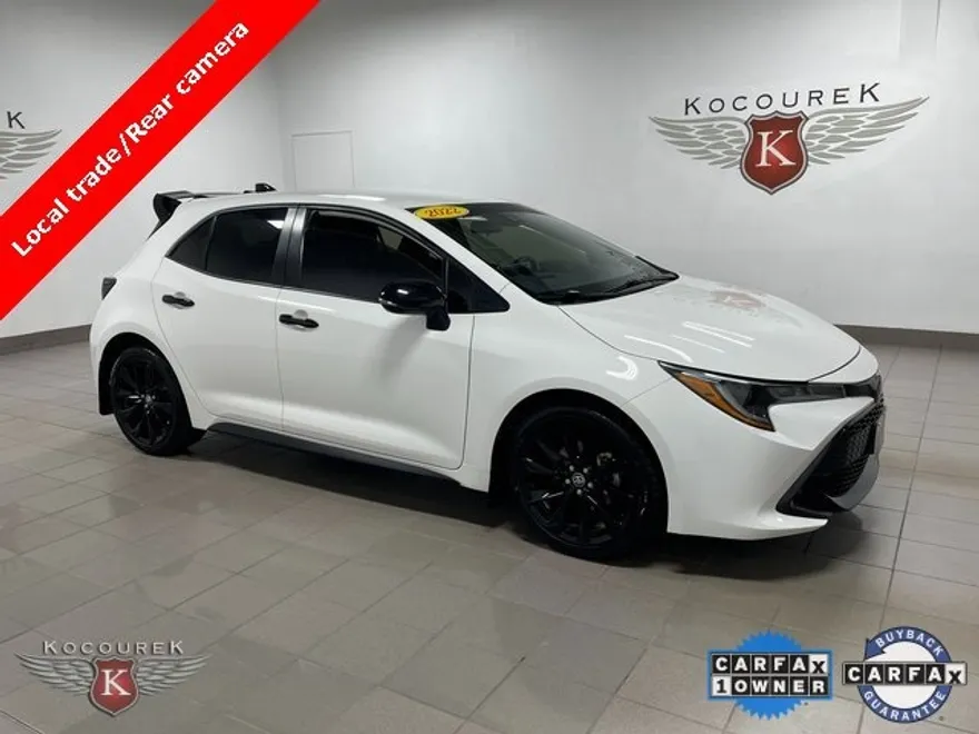 2022 Toyota Corolla SE photo 1