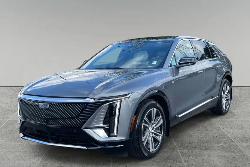 2023 Cadillac Lyriq Luxury photo 1