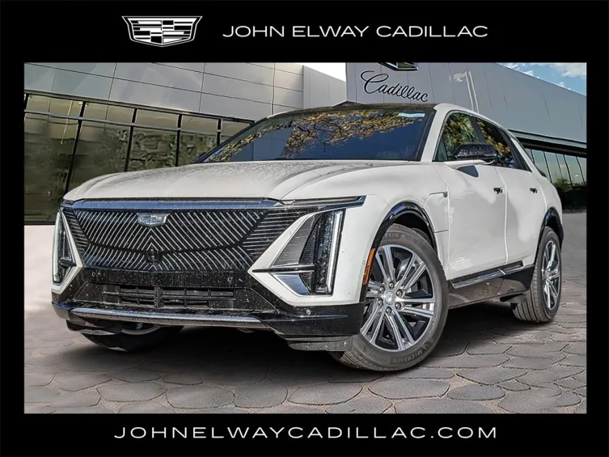2025 Cadillac Lyriq Luxury photo 1