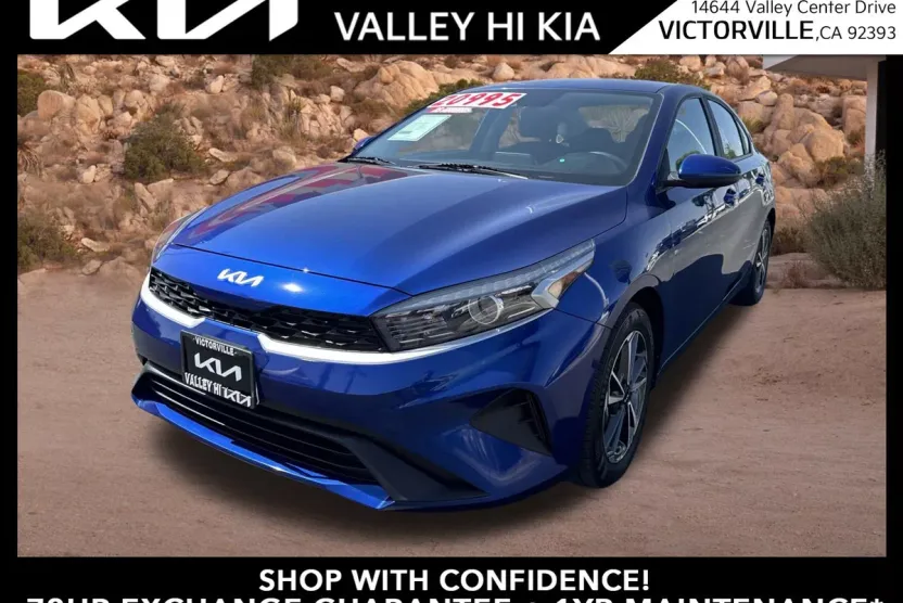 2023 Kia Forte LXS photo 1