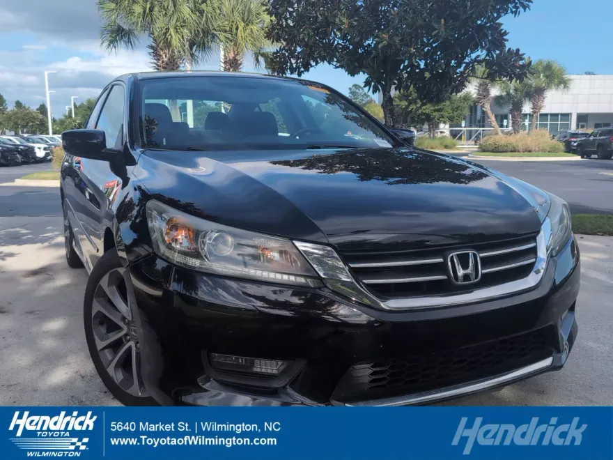 2015 Honda Accord Sport photo 1