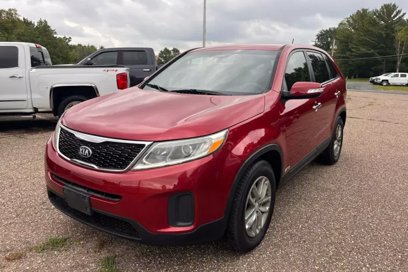 2015 Kia Sorento LX photo 1