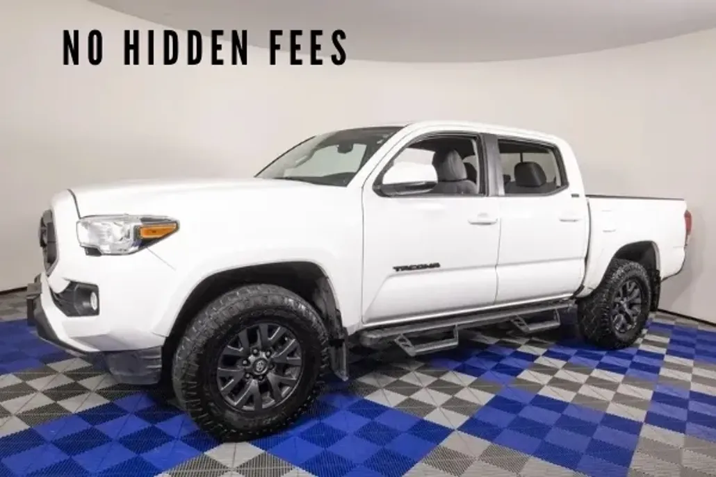 2023 Toyota Tacoma TRD Sport photo 1