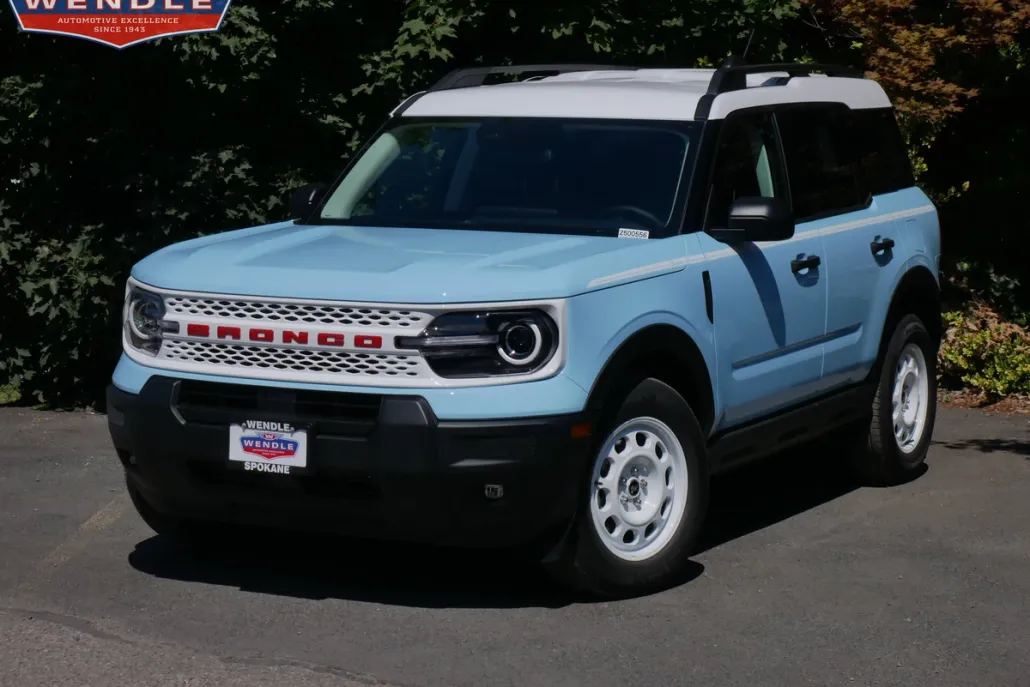2025 Ford Bronco Sport Heritage photo 1