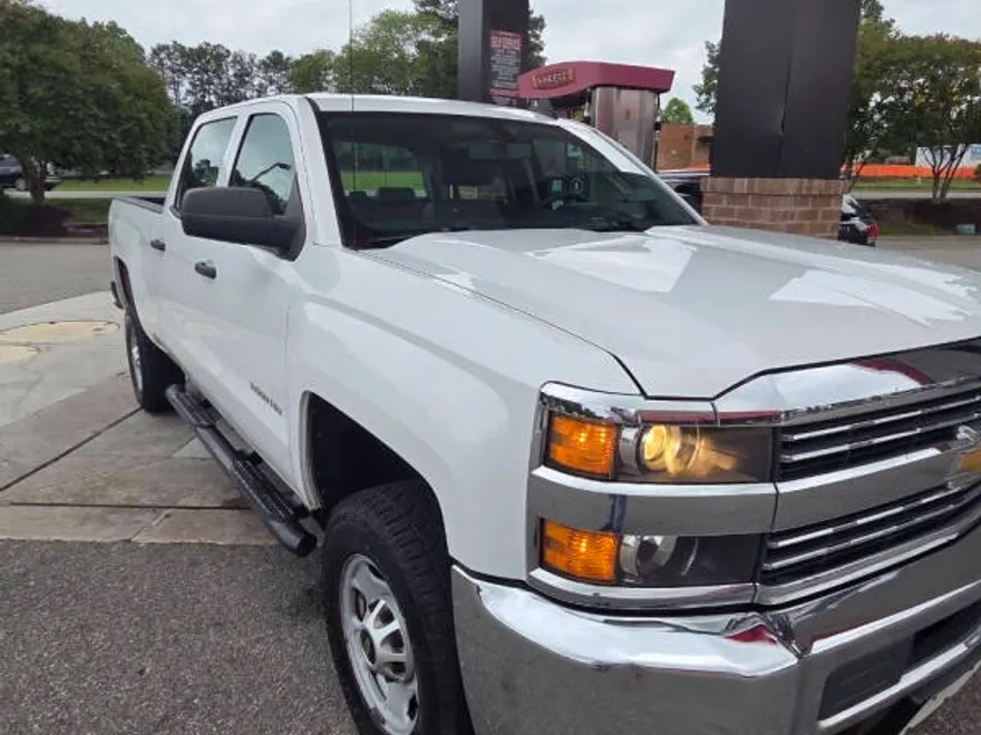 2018 Chevrolet Silverado 2500HD photo 1