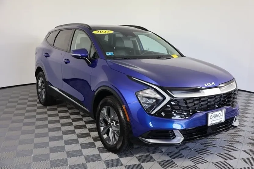 2023 Kia Sportage SX photo 1