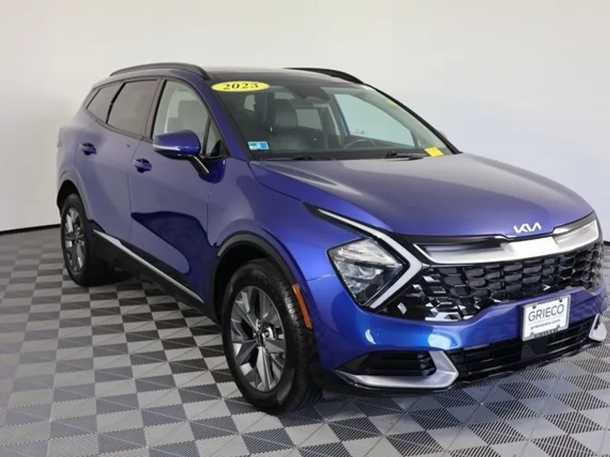 2023 Kia Sportage SX photo 1