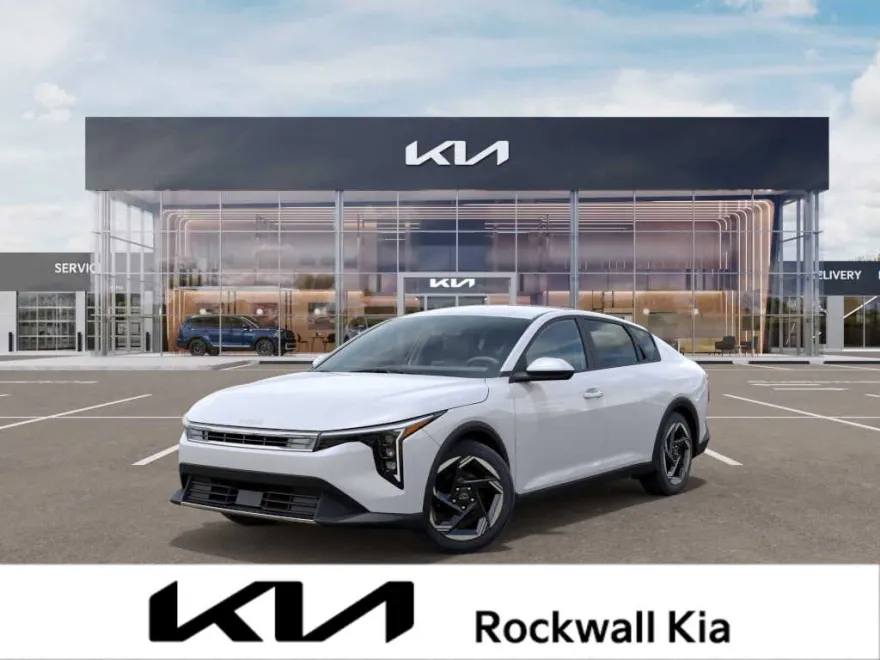 2025 Kia K4 EX photo 1