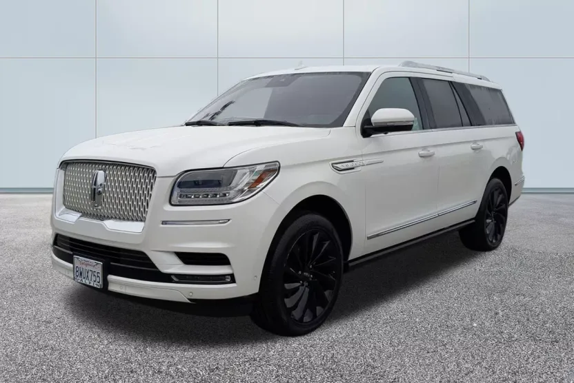 2020 Lincoln Navigator Reserve L photo 1