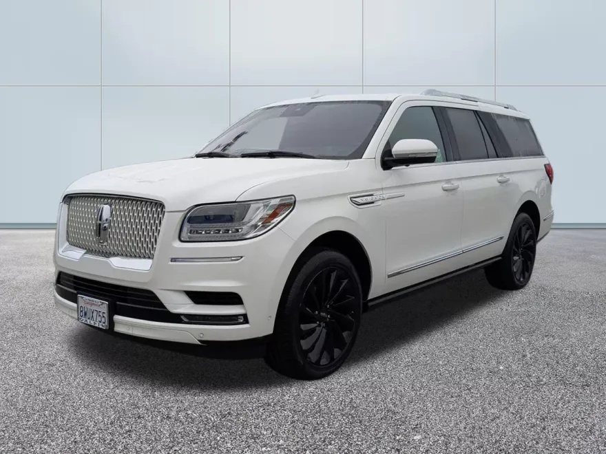 2020 Lincoln Navigator Reserve L photo 1