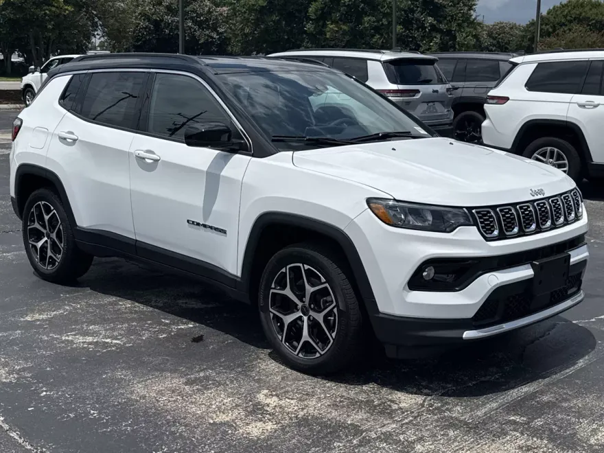 2025 Jeep Compass Limited photo 1
